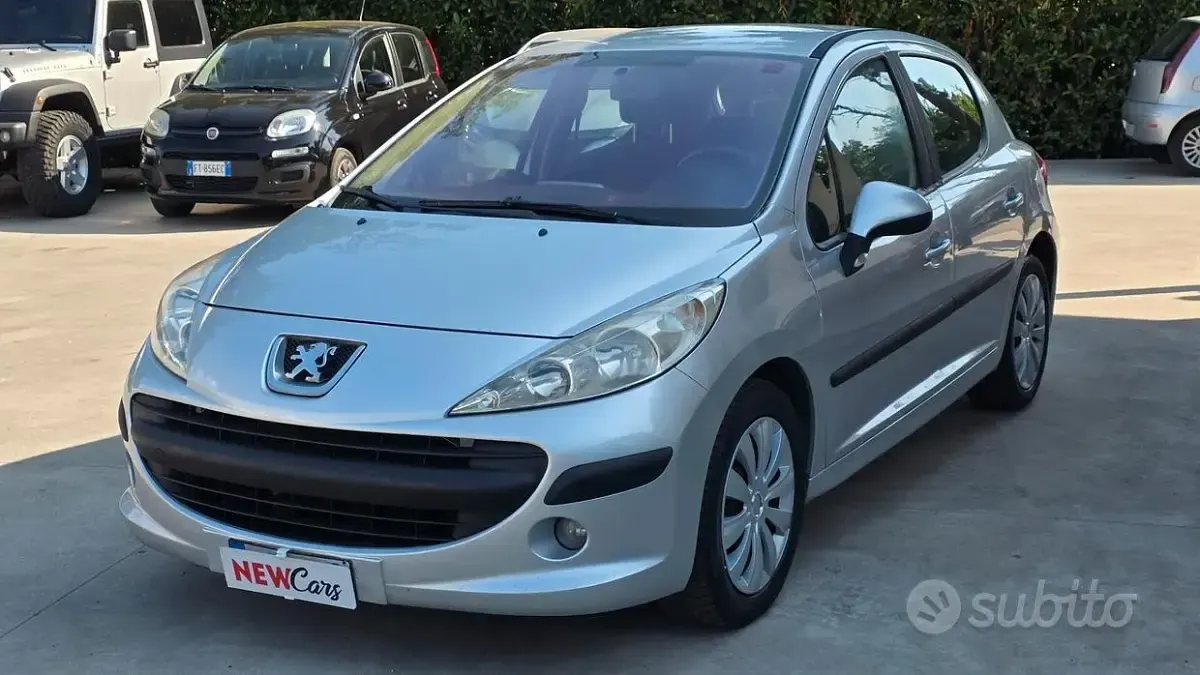 Usata Peugeot 207 90 CV (66 kW) 2007 Grigio Berlina