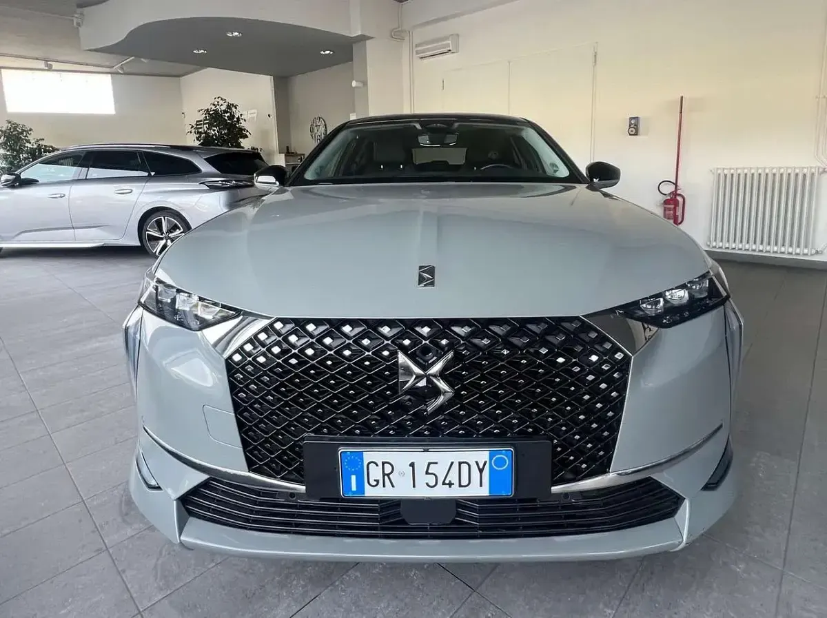 Usata DS Automobiles DS4 Crossback Opera 179 CV (131 kW) 2023 Grigio SUV