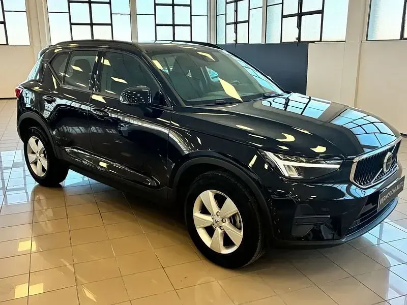 Usata Volvo XC40 129 CV (94 kW) 2023 Nero SUV