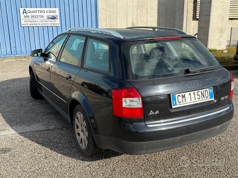 Usata Audi A4 130 CV (95 kW) 2004 Nero Station wagon