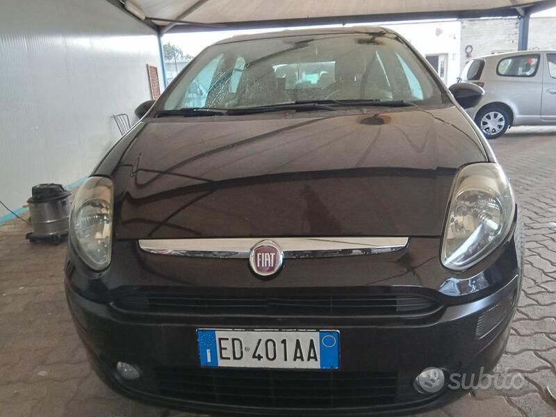 Usata Fiat Punto Evo Dynamic 90 CV (66 kW) 2010 Nero Utilitaria
