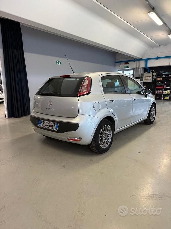 Usata Fiat Punto Evo S 75 CV (55 kW) 2012 Grigio Utilitaria