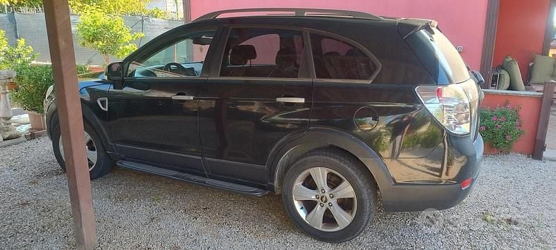 Usata Chevrolet Captiva 150 CV (110 kW) 2009 Nero SUV