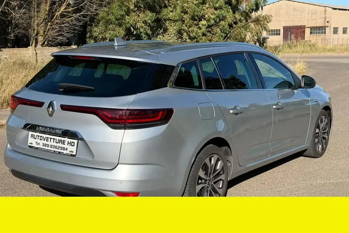 Usata Renault Mégane GrandTour Techno 116 CV (85 kW) 2023 Grigio Station wagon