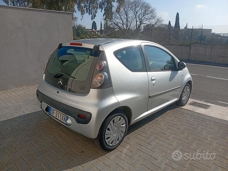 Gebraucht Citroën C1 68 PS (50 kW) 2007 Grau Kleinwagen