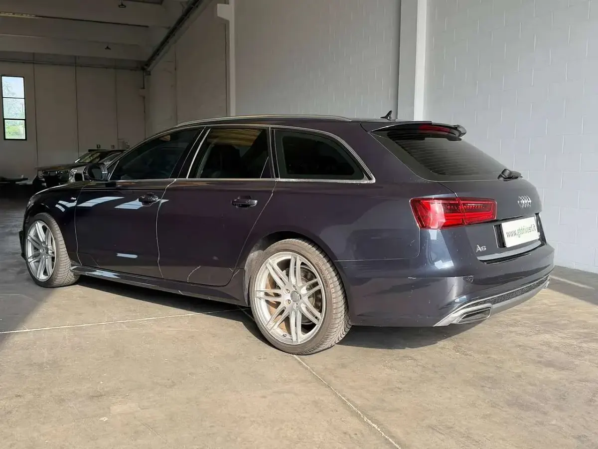 Usata Audi A6 S-Line 218 CV (160 kW) 2016 Blu scuro metallizzato Station wagon