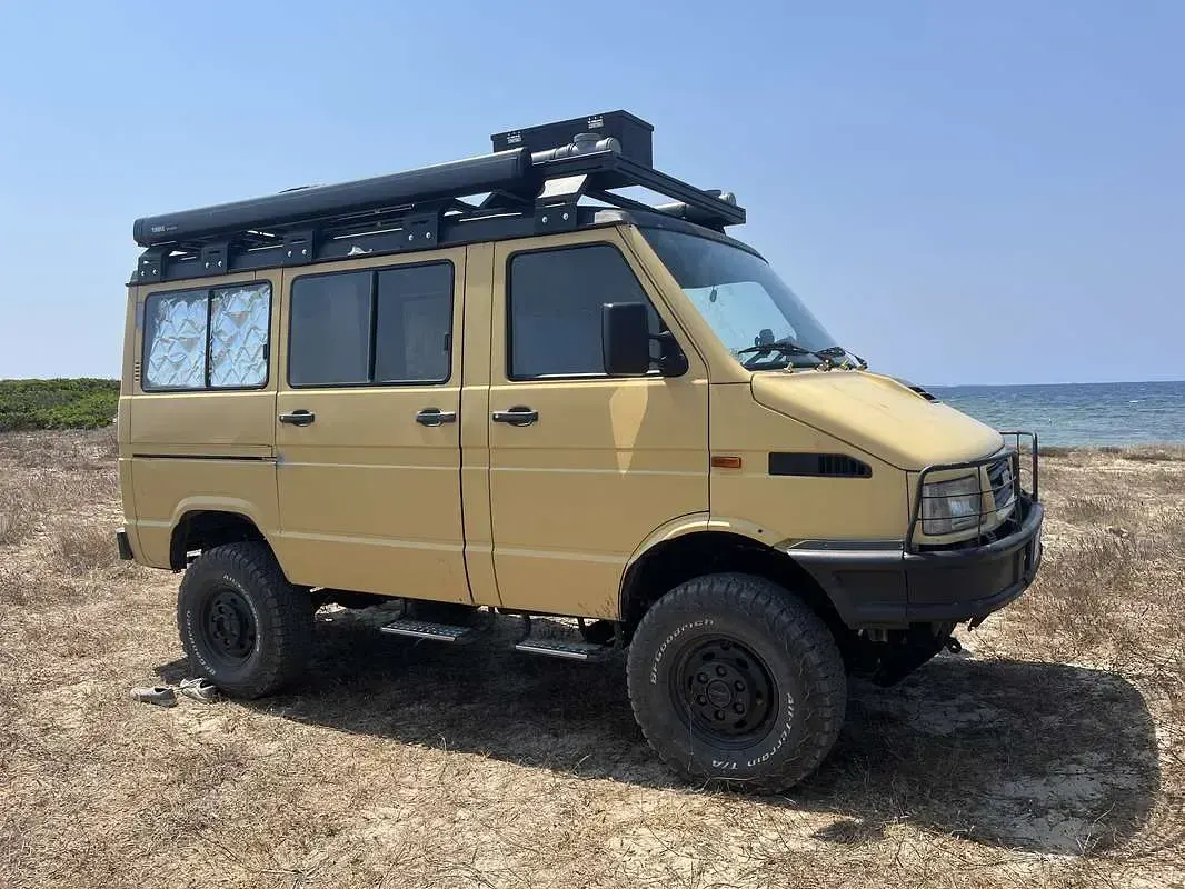 Usata Iveco Daily 103 CV (75 kW) 1992 Monovolume