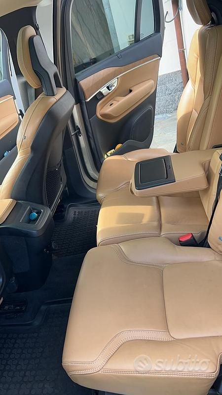 Usado Volvo XC90 Inscription 225 HP (165 kW) 2015 SUV