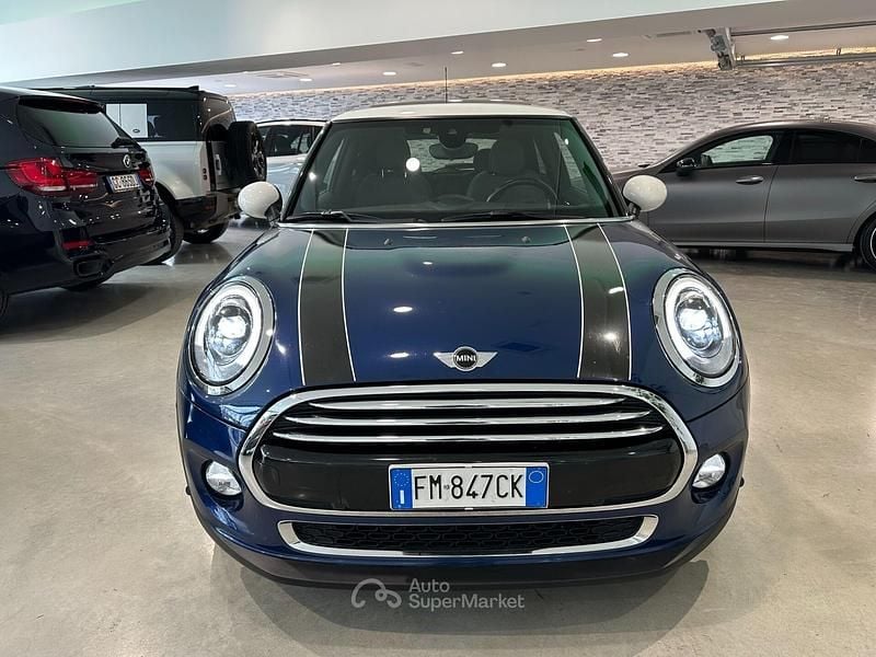 Usata Mini Cooper D Hype 116 CV (85 kW) 2017 Blu/azzurro Utilitaria
