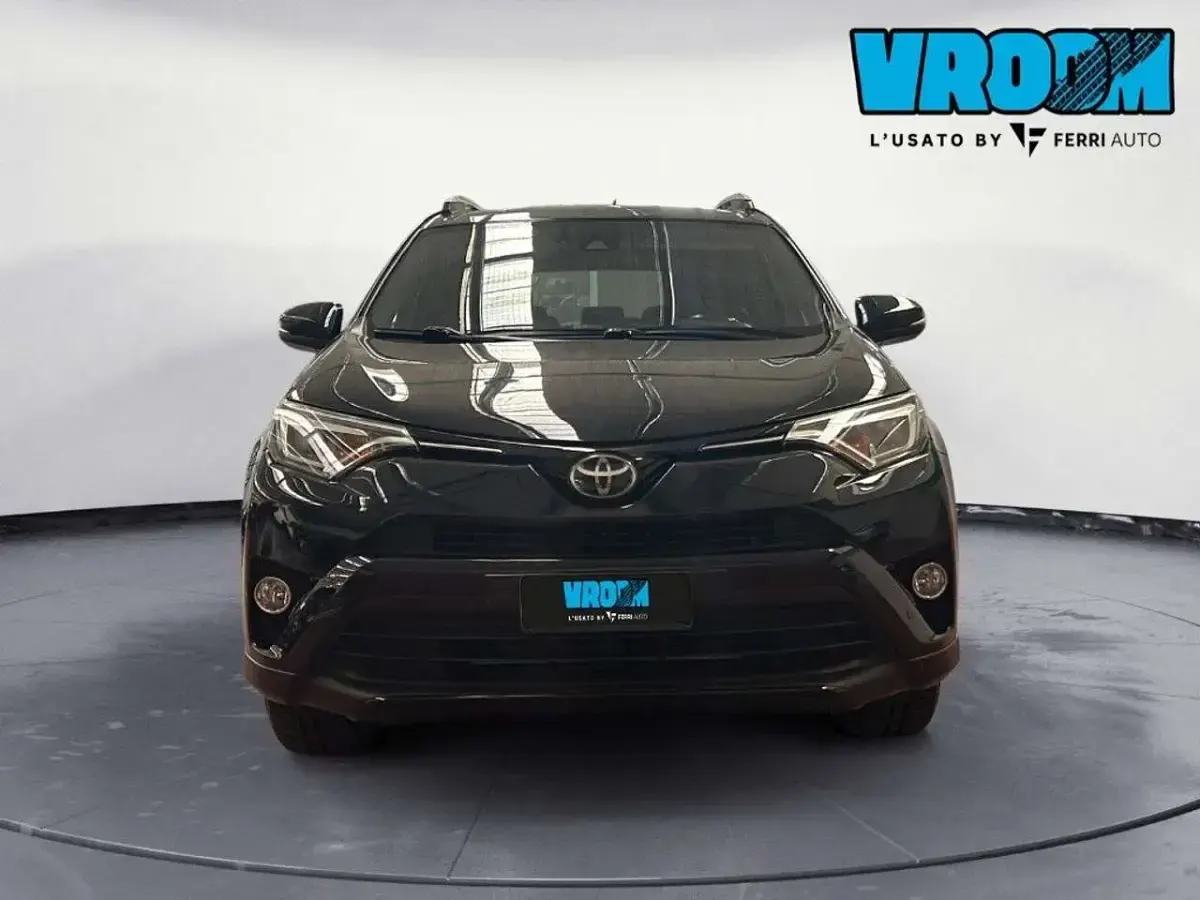Usata Toyota RAV4 Style 143 CV (105 kW) 2017 Nero SUV
