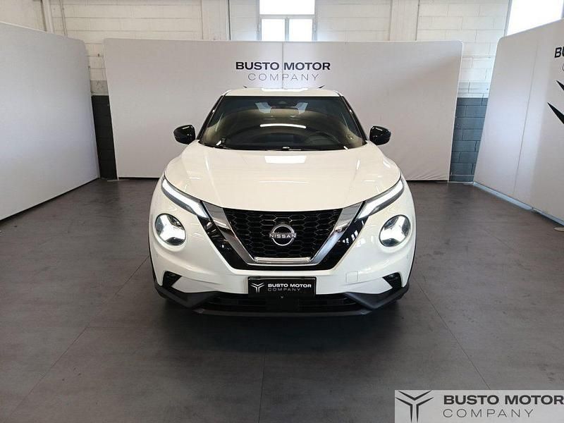 Usata Nissan Juke N-Connecta 114 CV (83 kW) 2023 Bianco / metallizzato SUV