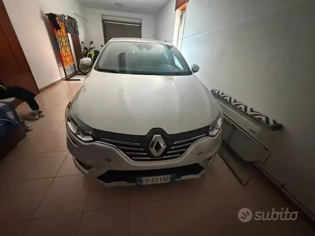 Usata Renault Mégane 110 CV (80 kW) 2018 Grigio Berlina