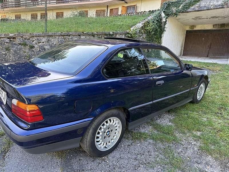 Usata BMW 318 140 CV (102 kW) 1994 Coupé