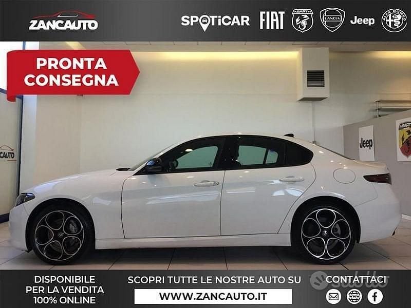 Usata Alfa Romeo Giulia Sprint 280 CV (205 kW) 2025 Bianco Berlina