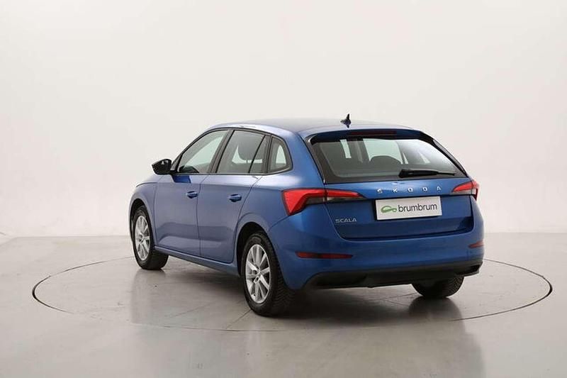 Usata Skoda Scala Ambition 90 CV (66 kW) 2022 Blu Utilitaria