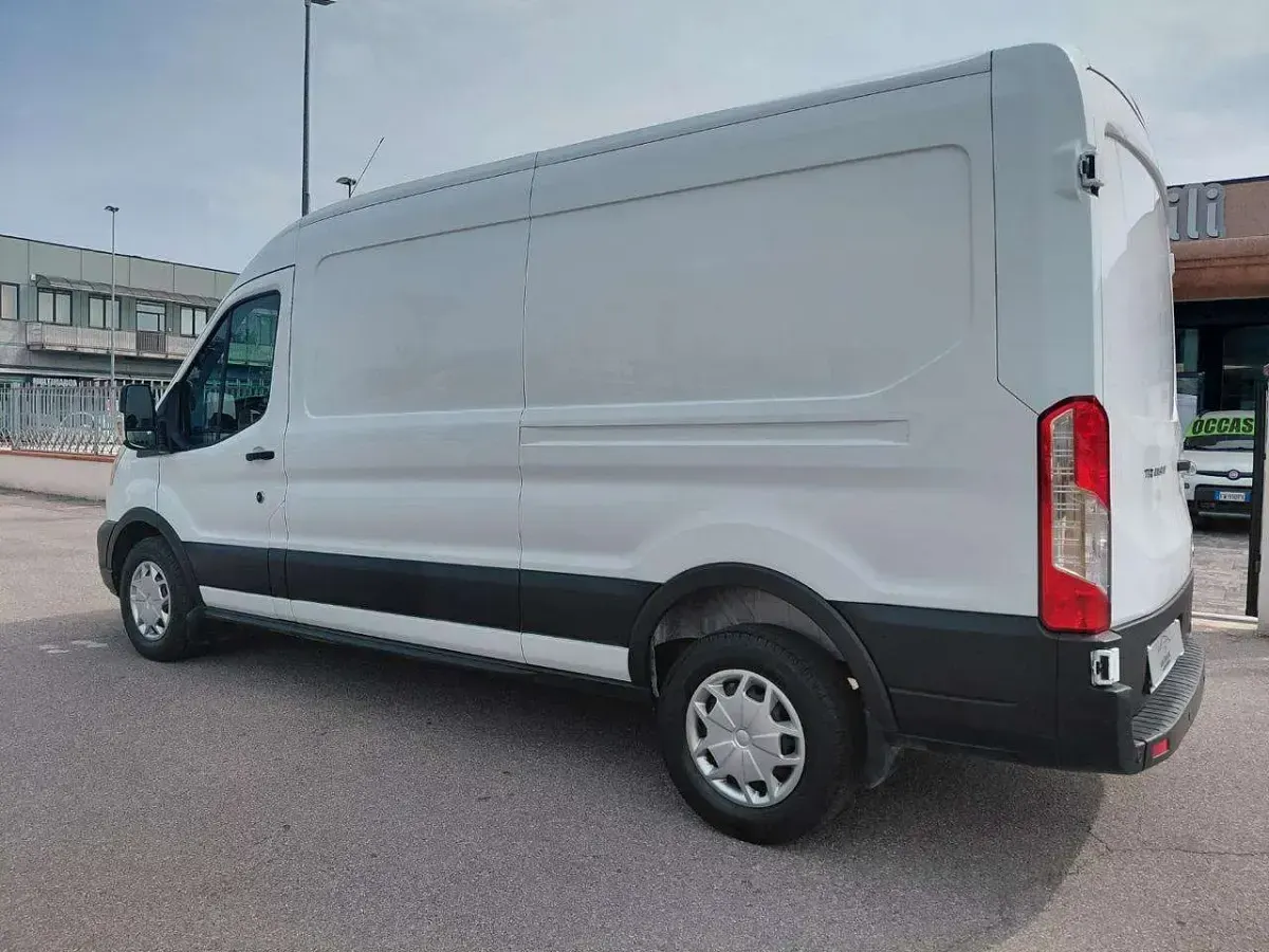 Usata Ford Transit Trend 131 CV (96 kW) 2021 Bianco Furgone