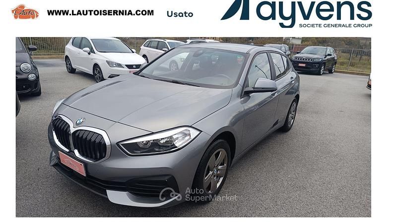Begagnad BMW 116 Advantage 116 HK (85 kW) 2022 Grå Halvkombi