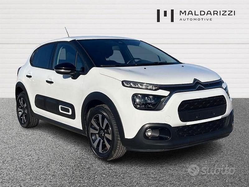 Bianco Usata 2023 Citroën C3 PureTech Tre volumi | 13.300 € (Buon prezzo) - Immagine 1/4