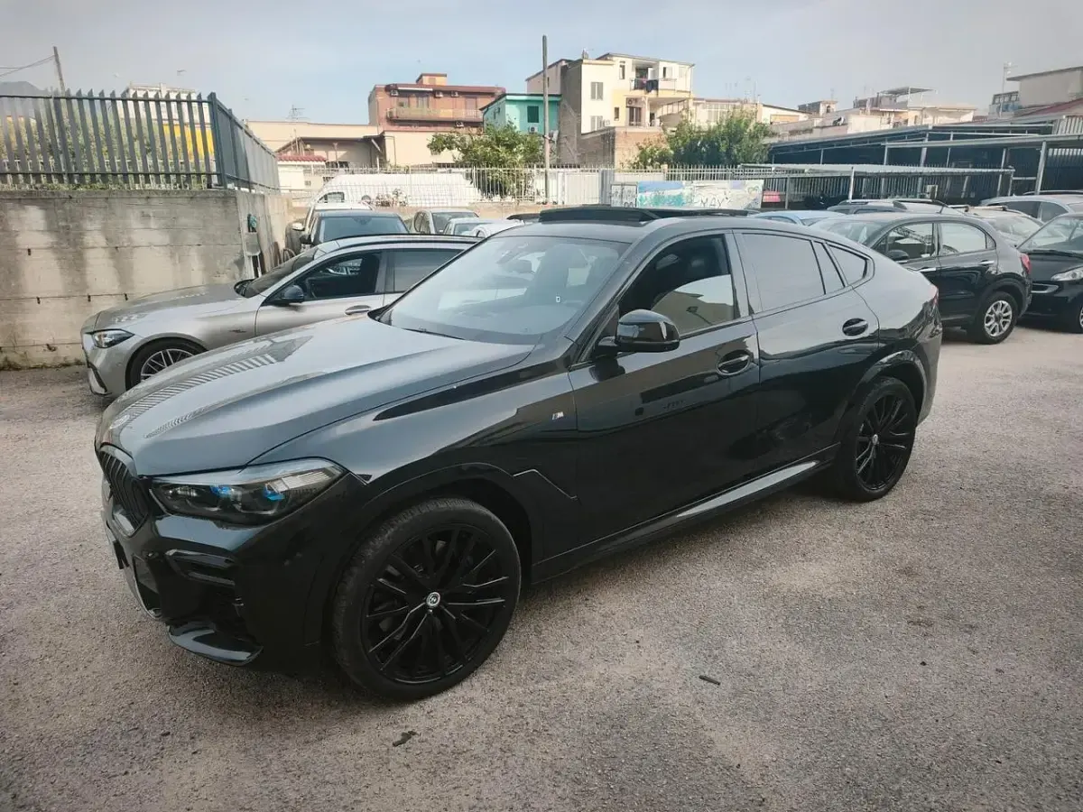 Usata BMW X6 M Sport 339 CV (249 kW) 2022 Nero SUV