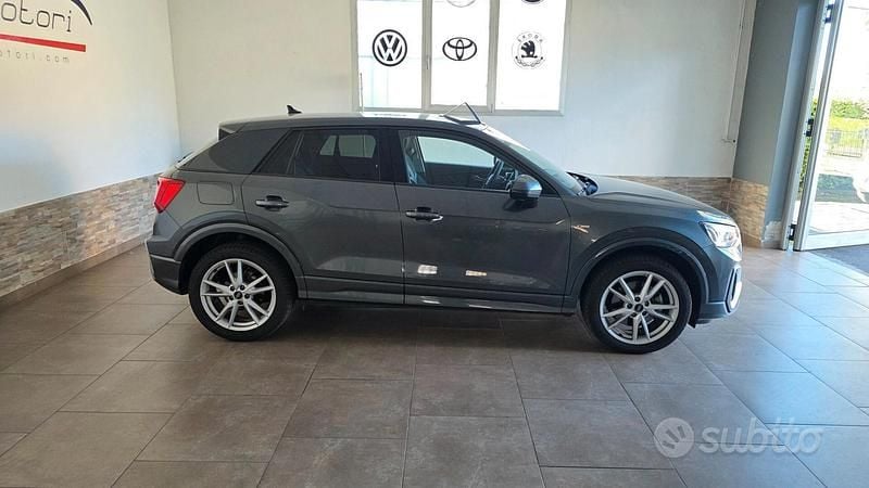 Usata Audi Q2 149 CV (109 kW) 2024 Grigio SUV