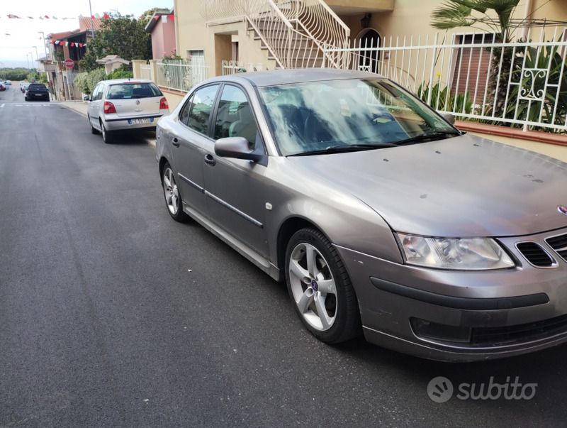 Grigio Usata 2006 Saab 9-3 Tre volumi | 2500 € (Molto cara) - Immagine 1/4