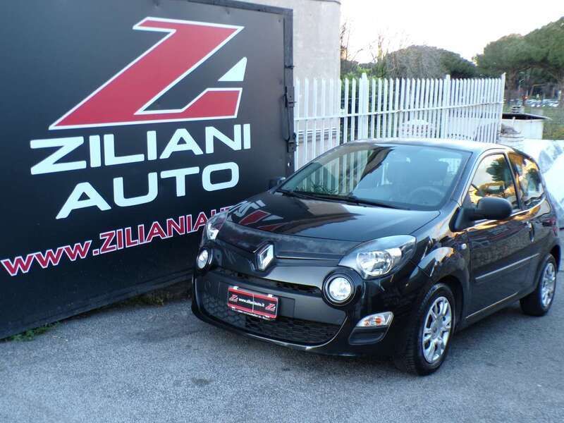 Nero Usata 2013 Renault Twingo Due volumi | 2900 € (Buon prezzo) - Immagine 1/4