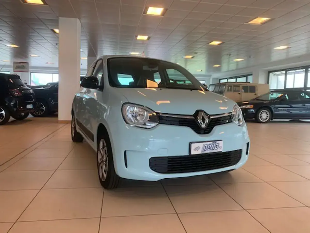 Usata Renault Twingo 60 kW (82 CV) 2022 Blu/azzurro Utilitaria