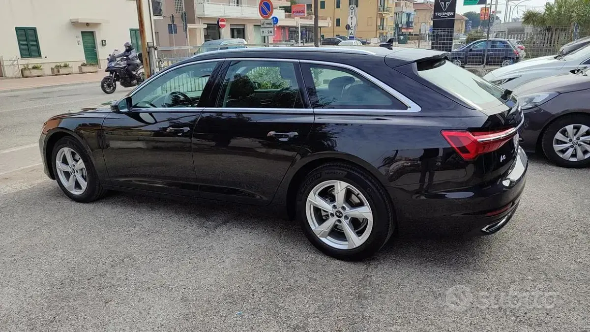 Usata Audi A6 Sport 204 CV (150 kW) 2022 Nero Station wagon