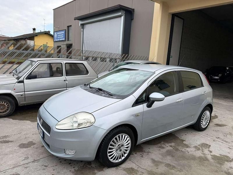Usata Fiat Grande Punto Dynamic 65 CV (47 kW) 2006 Other Utilitaria