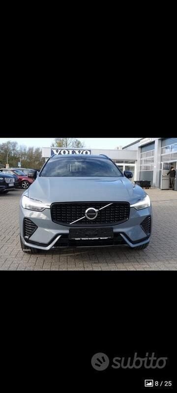 Usata Volvo XC60 Plus 197 CV (144 kW) 2024 Grigio SUV
