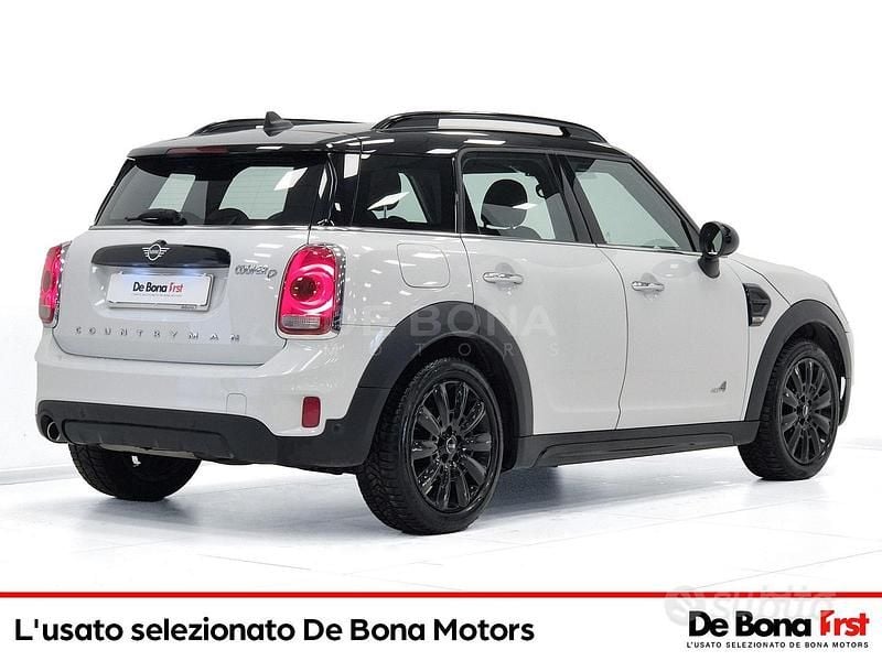 Begagnad Mini Cooper D Countryman Hype 150 HK (110 kW) 2018 Vit SUV