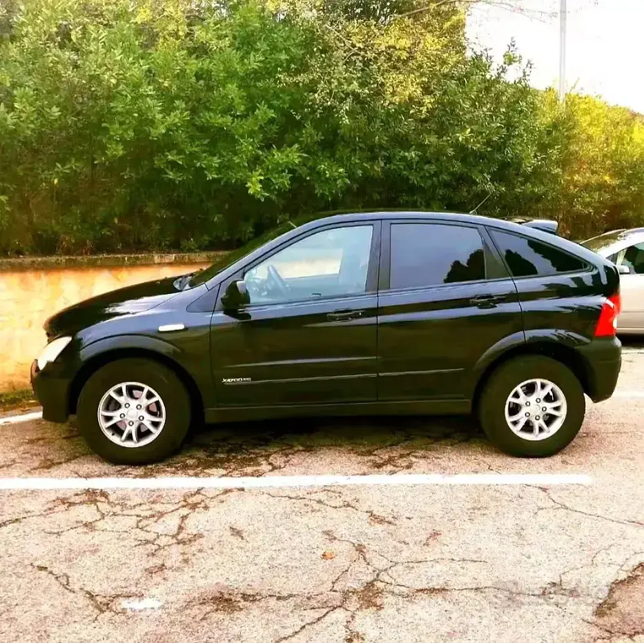 Usata SsangYong Actyon 141 CV (103 kW) 2008 Nero SUV