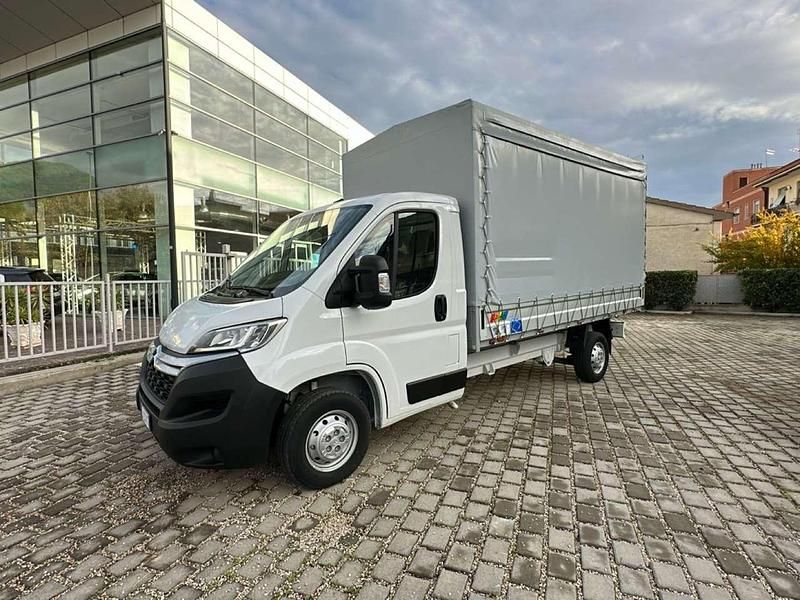 Bianco Nuova 2025 Citroën Jumper Monovolume | 34.000 € - Immagine 1/4