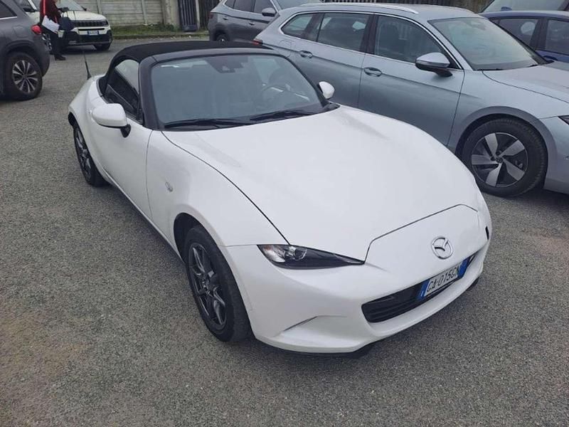 Usata Mazda MX5 Exceed 132 CV (97 kW) 2020 Snowflake white pearl Cabrio