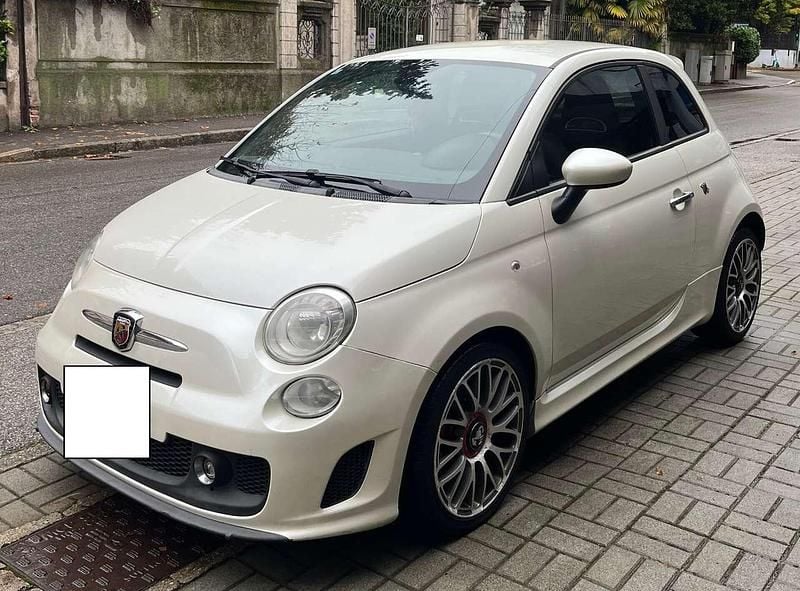 Usata Abarth 500 135 CV (99 kW) 2009 Bianco Berlina