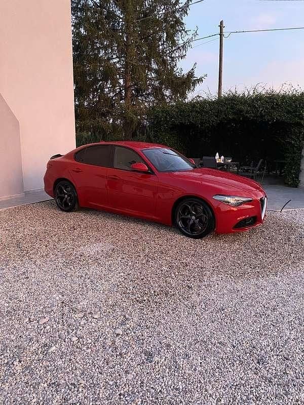 Usata Alfa Romeo Giulia Super 200 CV (147 kW) 2018 Berlina
