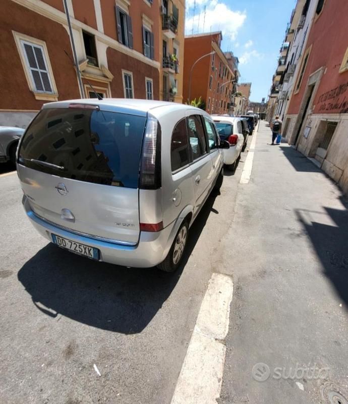 Usata Opel Meriva 75 CV (55 kW) 2006 Grigio Monovolume