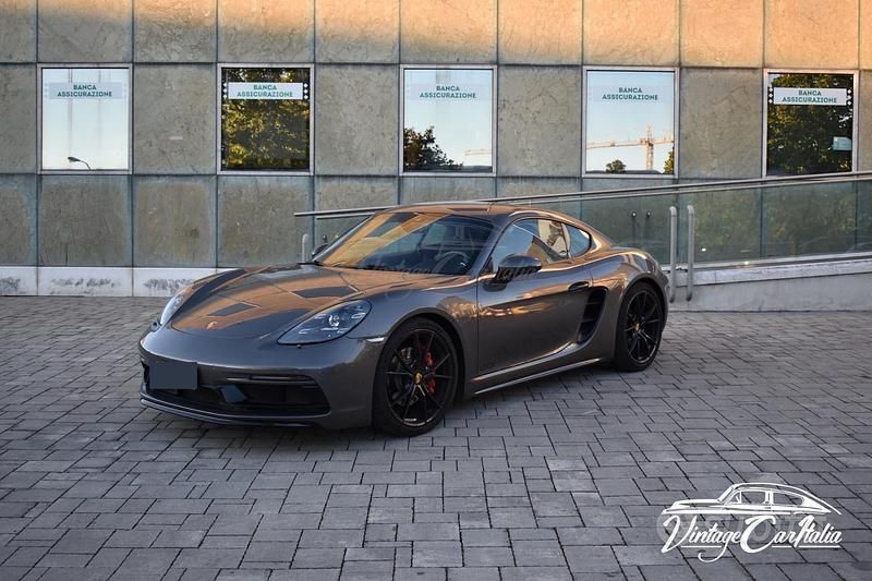 Usata Porsche 718 Cayman 370 CV (272 kW) 2018 Grigio Coupé