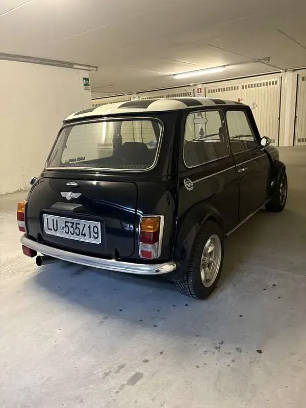 Usata Mini Cooper 80 CV (58 kW) 1990 Nero Utilitaria