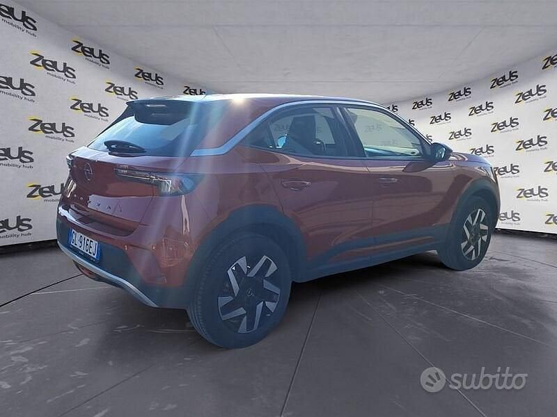 Usata Opel Mokka Elegance 101 CV (74 kW) 2023 Rosso SUV
