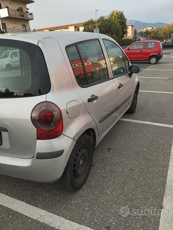 Usata Renault Modus 2007 Grigio Monovolume
