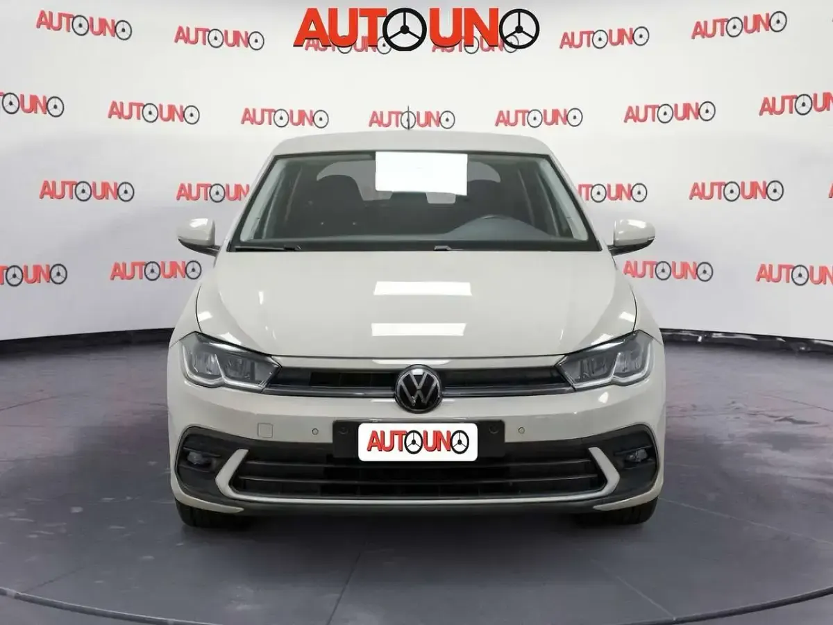 Usata VW Polo Life 80 CV (58 kW) 2023 Grigio Utilitaria