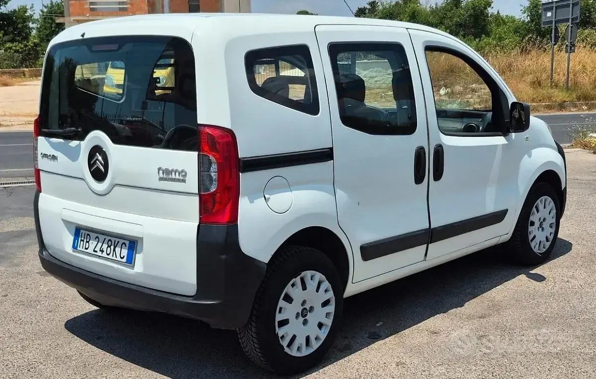 Usata Fiat Qubo Active 77 CV (56 kW) 2014 Bianco Monovolume