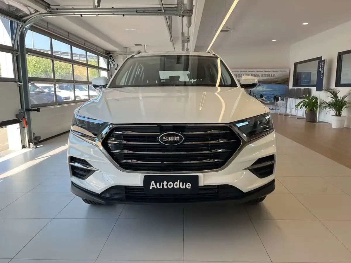 Nuova SWM G01 133 CV (97 kW) 2025 Bianco SUV