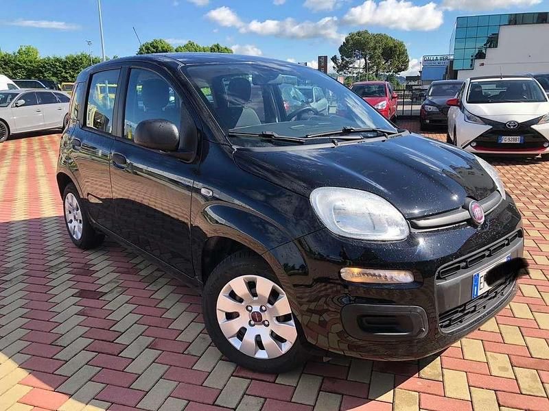 Usata Fiat Panda Easy 69 CV (50 kW) 2012 Nero Utilitaria