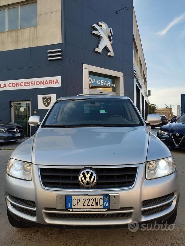 Usata VW Touareg R 174 CV (127 kW) 2004 Argento SUV