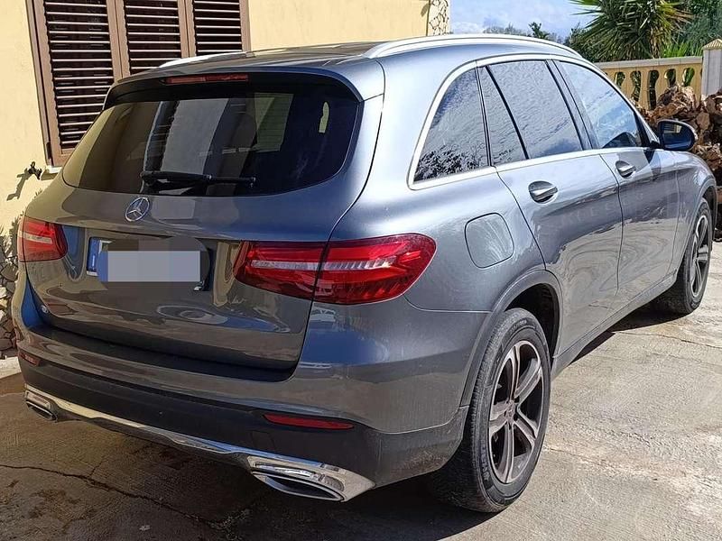 Usata Mercedes GLC250 Executive 204 CV (150 kW) 2017 Argento SUV