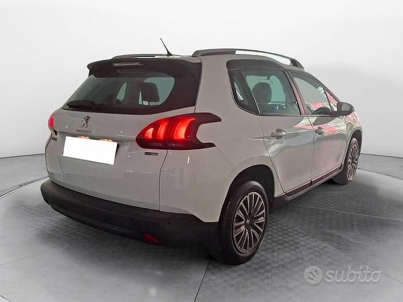 Usata Peugeot 2008 Active 82 CV (60 kW) 2016 Bianca SUV