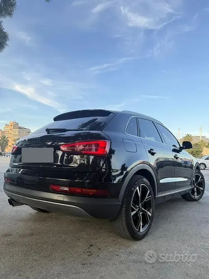 Usata Audi Q3 Exclusive 150 CV (110 kW) 2015 Nero SUV