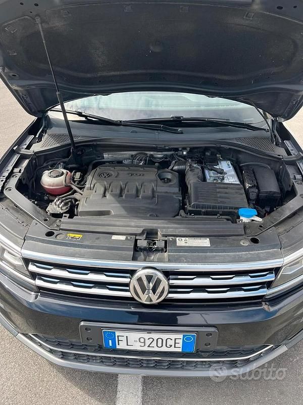 Usata VW Tiguan Business 150 CV (110 kW) 2017 Nero SUV